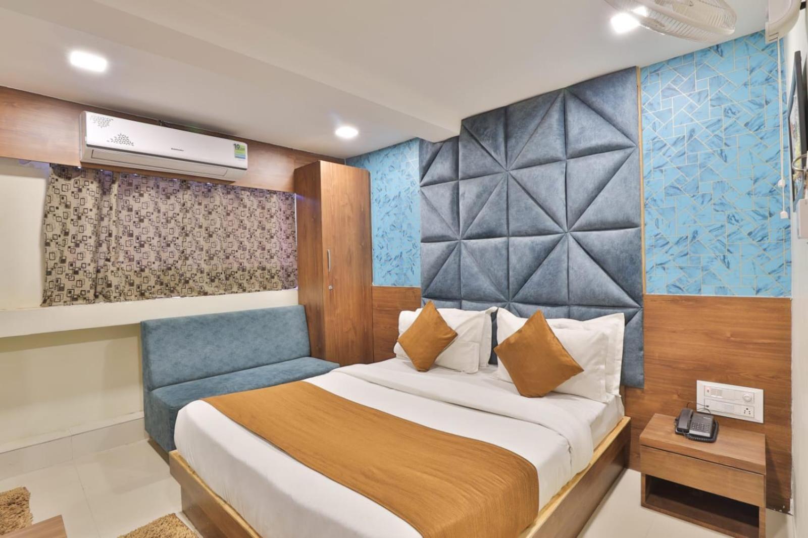 Hotel Rest Inn Gandhinagar Dış mekan fotoğraf